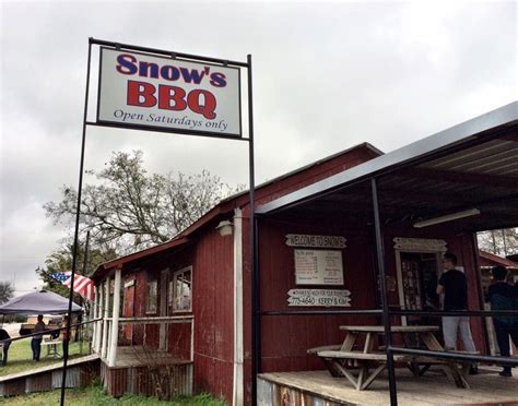 Snow's barbeque lexington - Snow's BBQ is a renowned Texas barbecue restaurant located in the small town of Lexington roughly an hour outside of Austin, Texas to the east. Snow's is open only on …